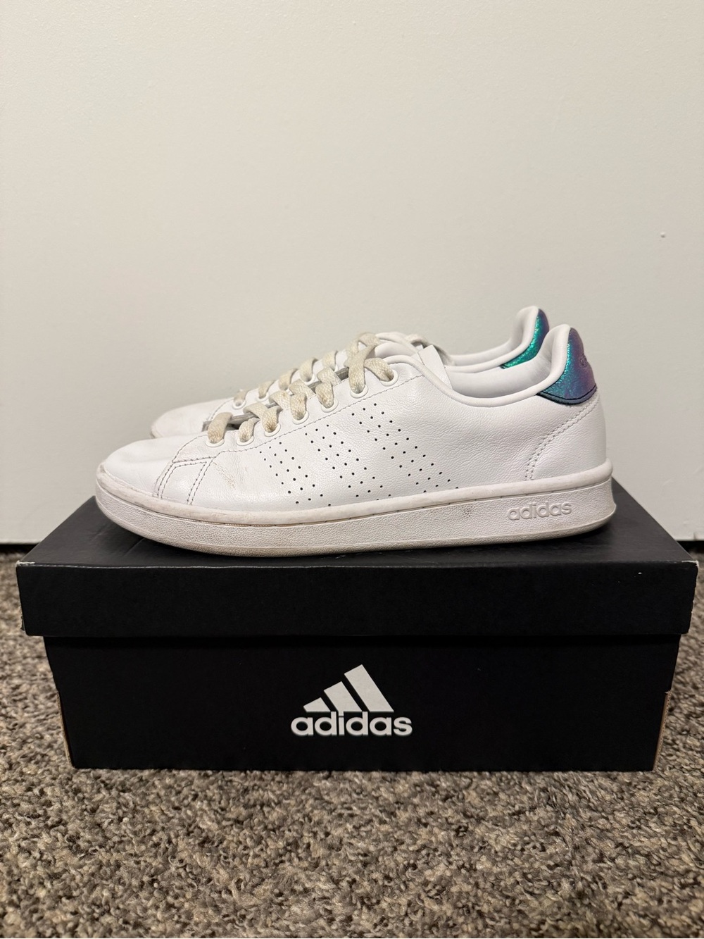 Adidas Advantage Low Top Leather Lace Up Tennis Sneakers FY8955 White/Lilac 7.5
